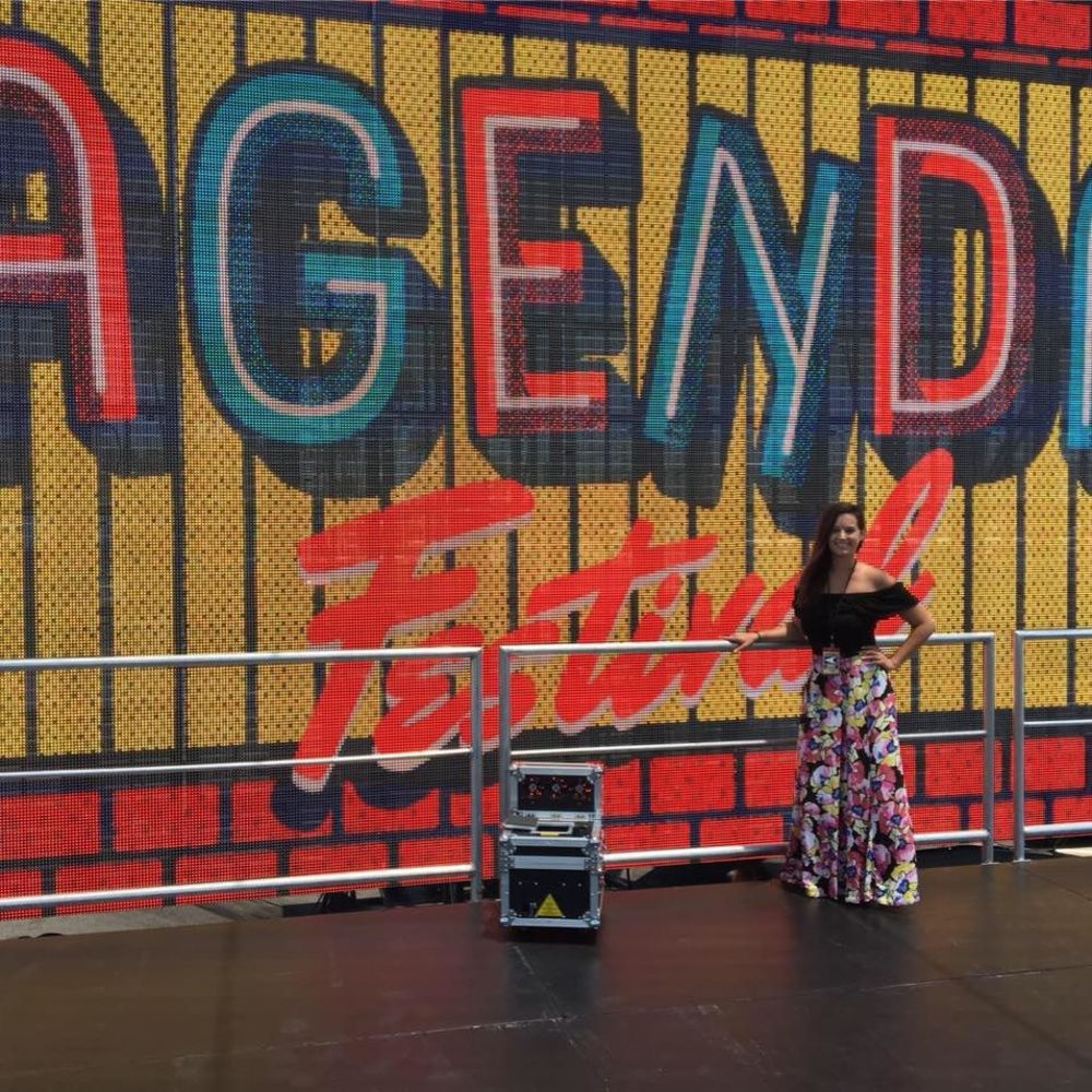 Meet your Posher, Elizabeth